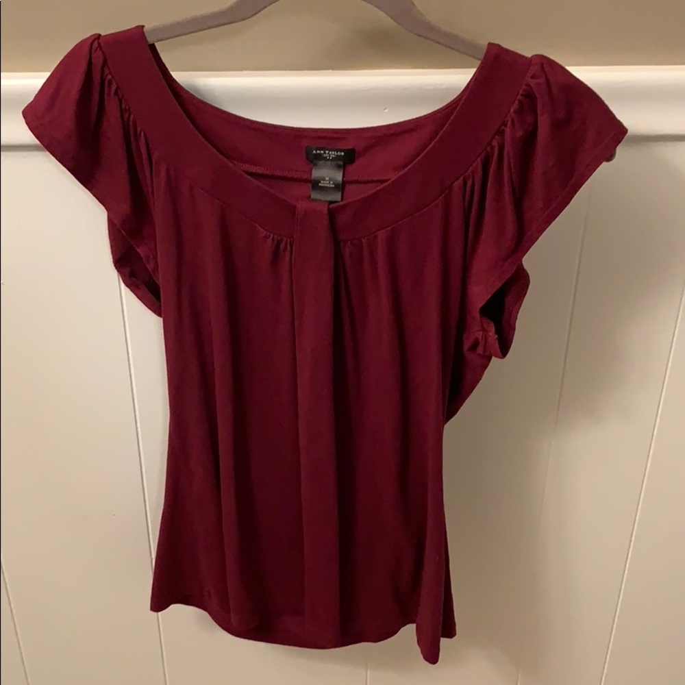 Medium Ann Taylor shirt